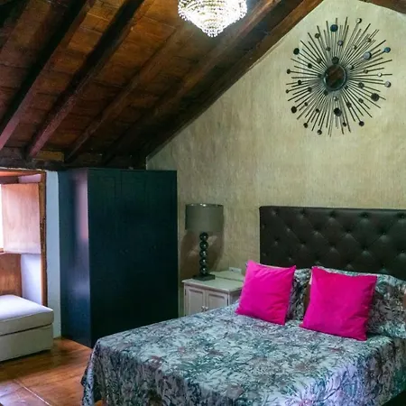Casa Lola